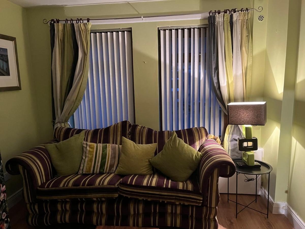 11 Parkmore Street, Ormeau Road, Belfast, Bt7 2Gt, 2 Bedroom House Εξωτερικό φωτογραφία